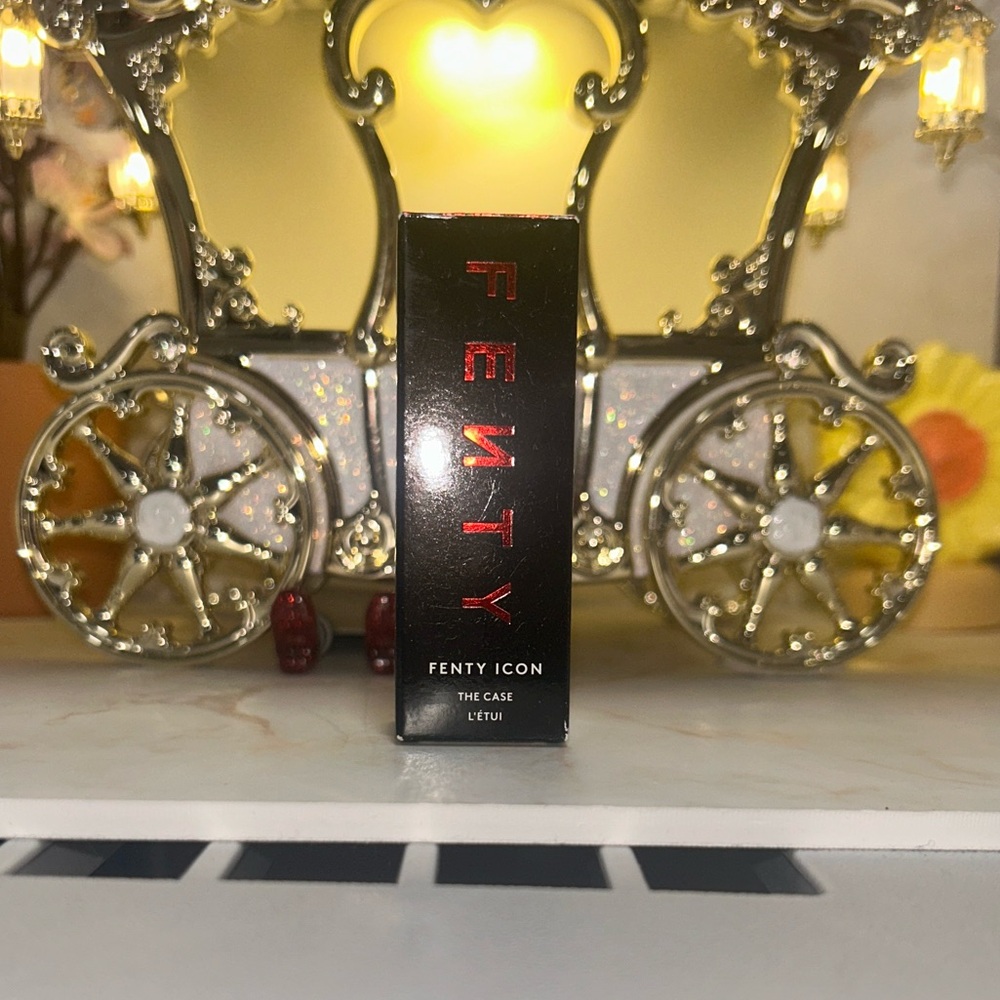 Fenty Beauty:Fenty Icon Semi Matte Lipstick Case. RED.NWT. No lipstick included.